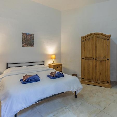 Bormla - Comfortable Two Bedroom Apartment Cospicua 外观 照片