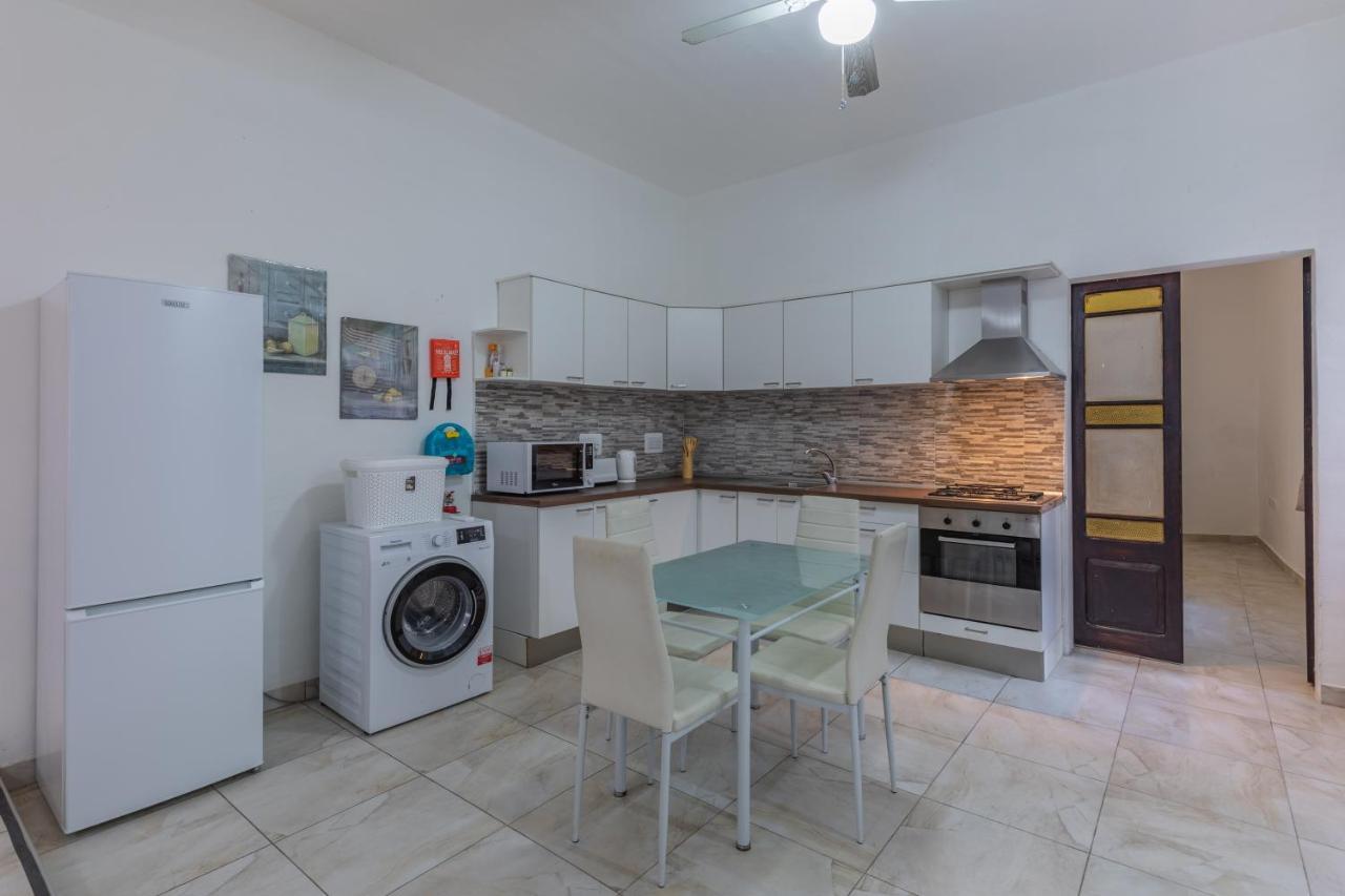 Bormla - Comfortable Two Bedroom Apartment Cospicua 外观 照片